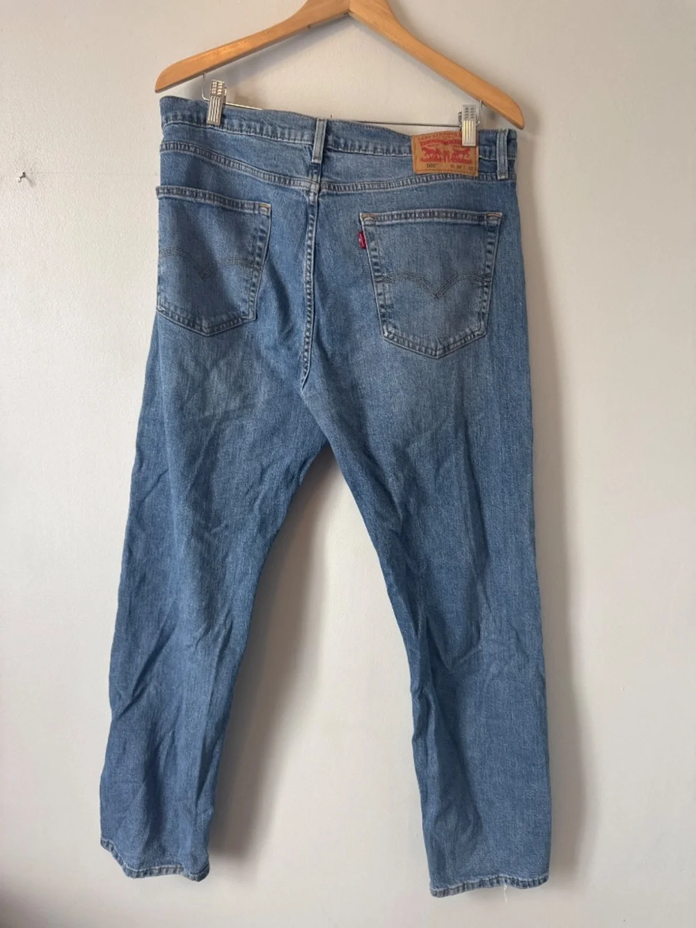 Levi Strauss and Company style 505 size 36x32